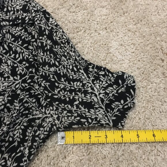 Outline Petite 90s Crepe Button Down Shirt - Picture 14 of 14